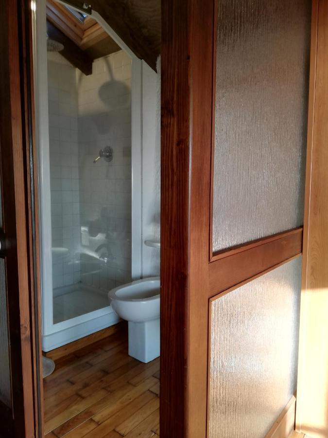 בלגירטה Romantica Casetta Nel Verde Con Vista Sul Lago מראה חיצוני תמונה