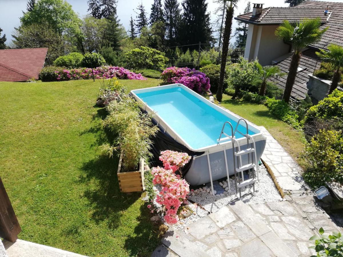 בלגירטה Romantica Casetta Nel Verde Con Vista Sul Lago מראה חיצוני תמונה